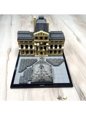 2015 LEGO Architecture Louvre 21024 Building Set INCOMPLETE Missing 28 Pieces